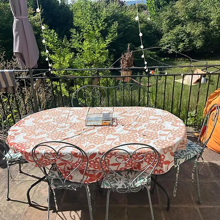 Monopolis Bed & Breakfast