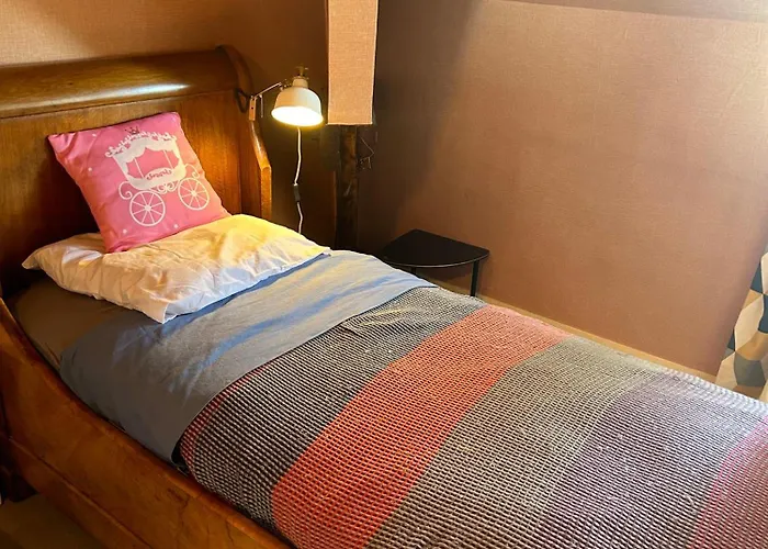 Bed & Breakfast Monopolis 4*